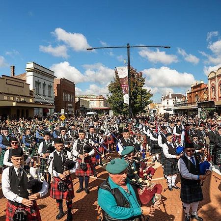 Cbd Gi Motel Glen Innes Zewnętrze zdjęcie